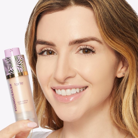 Tarte™️ Foundcealer Multitasking Foundation - Picture 3 of 6